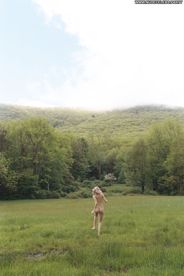 Abbey Lee Kershaw Photo Shoot Cute Blondes Nude Bush Posing Hot