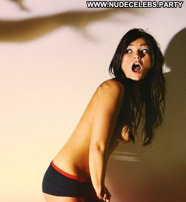 India Reynolds Photo Shoot India Celebrity Video Vixen Topless Boobs