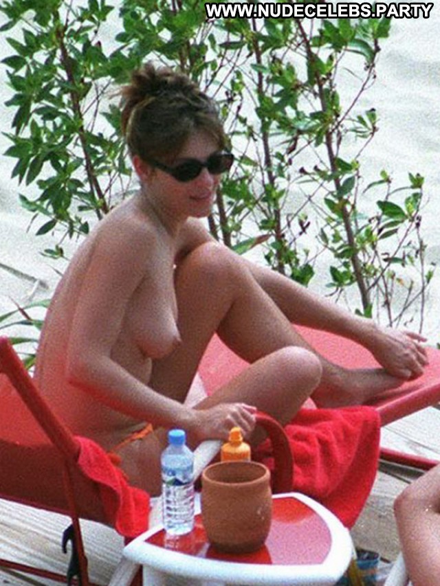 Elizabeth Hurley Elizabeth Beach Paparazzi Celebrity Topless Nude