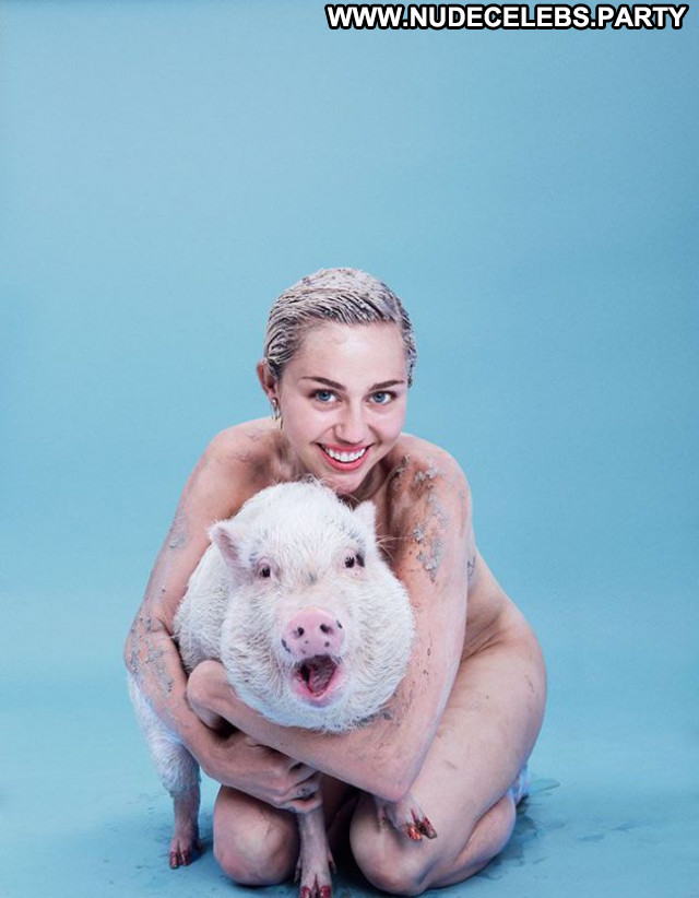 Miley Cyrus Celebrity Babe Magazine Beautiful Posing Hot Sexy Miley Cyrus Celebrity Babe Magazine Beautiful Posing Hot Sexy