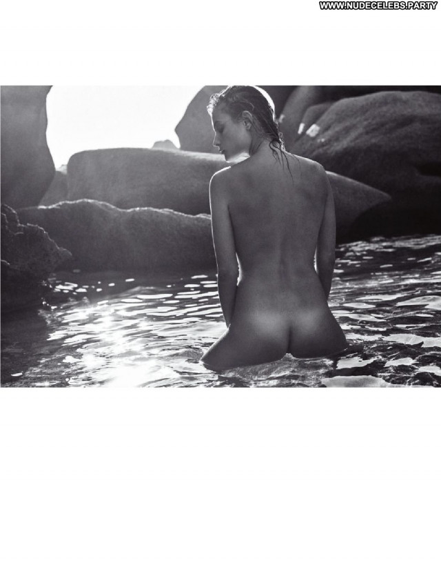 Lui Magazine Model Nude Magazine Celebrity Brazilian Beautiful Posing