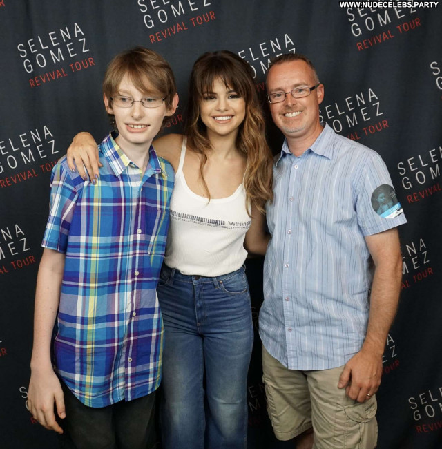 Selena Gomez Babe Celebrity Beautiful Posing Hot Sexy Nude Scene Hd Selena Gomez Babe Celebrity Beautiful Posing Hot Sexy Nude Scene Hd