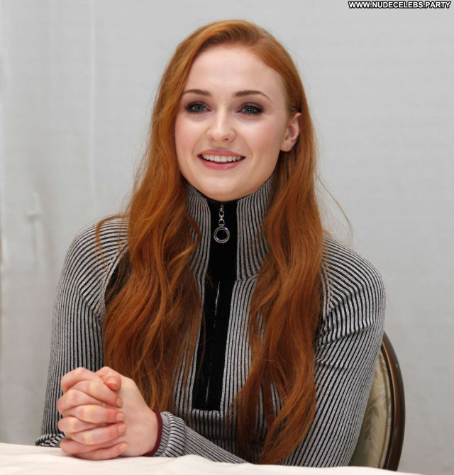 Sophie Turner Magazine Posing Hot Celebrity Babe Beautiful Actress