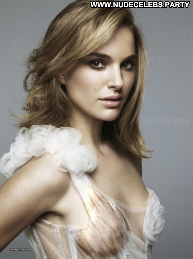 Natalie Portman Babe Posing Hot Nude Celebrity Beautiful