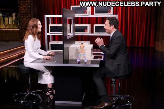 Julianne Moore The Tonight Show Beautiful Paparazzi Posing Hot Babe