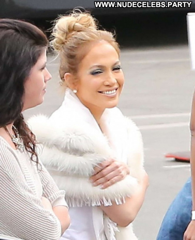 Jennifer Lopez American Idol Celebrity Beautiful Posing Hot Babe