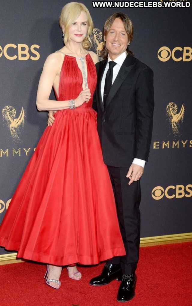 Nicole Kidman Primetime Emmy Awards Awards Posing Hot Babe Celebrity