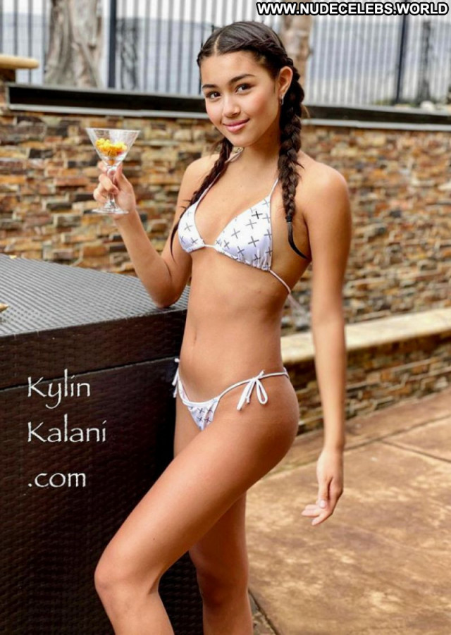 Kylin Kalani No Source Celebrity Posing Hot Sexy Beautiful Babe Nude