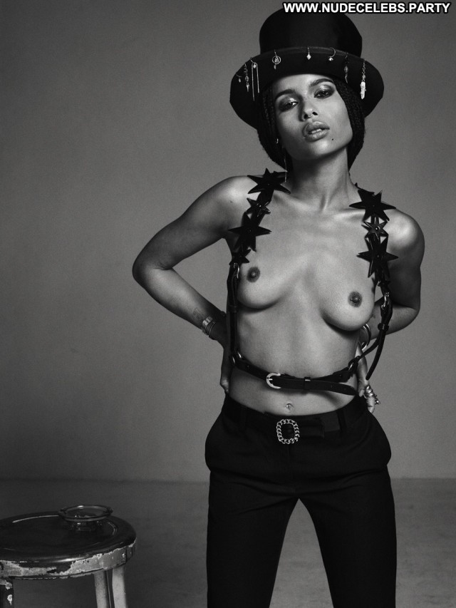 Zoe Kravitz Photo Shoot Sensual Black Doll Nude Celebrity Magazine