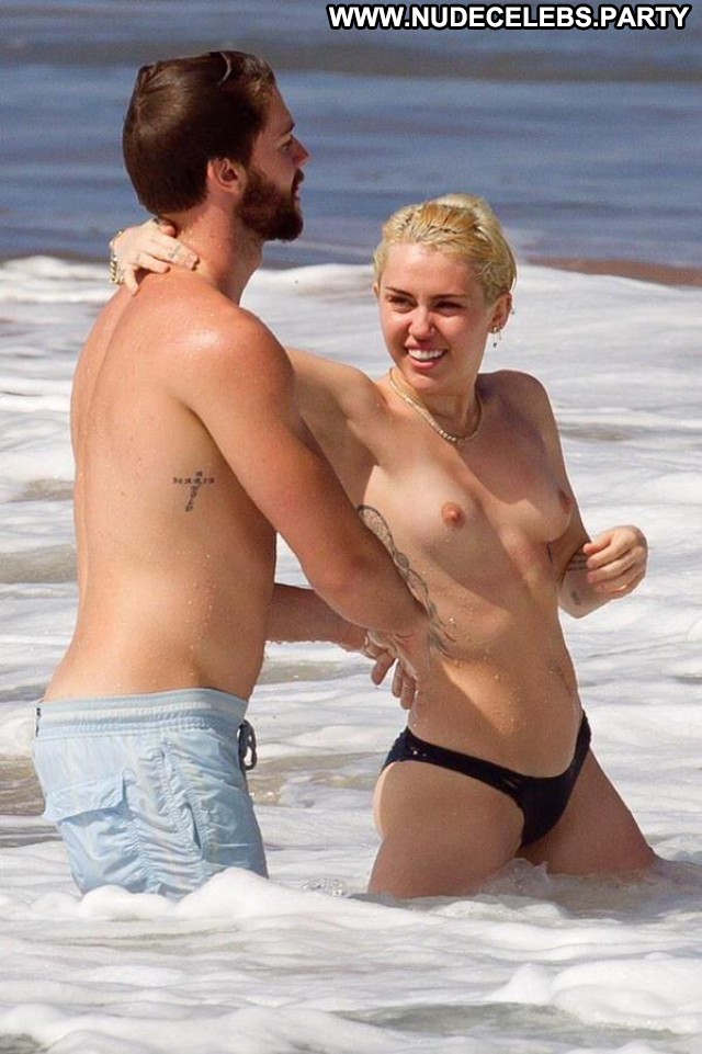 Miley Cyrus Paparazzi Celebrity Paparazzi Videos Bikini Nude Topless
