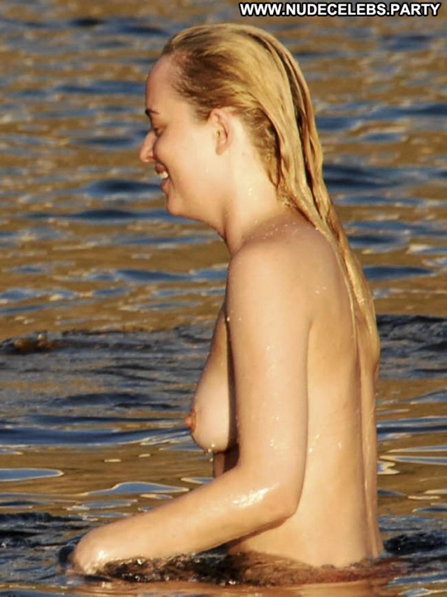 Dakota Johnson Paparazzi Nude Blondes Beautiful Celebrity Bikini
