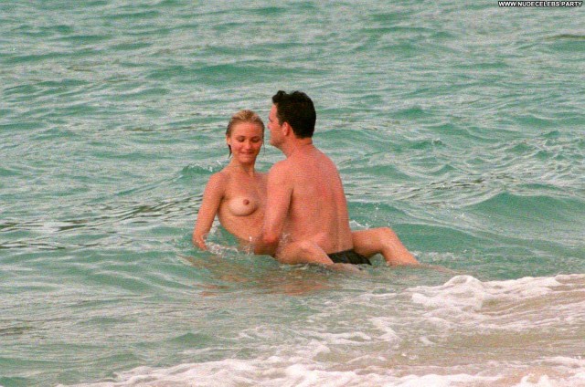 Cameron Diaz Paparazzi  Sexy Stunning Celebrity Paparazzi Nude Videos