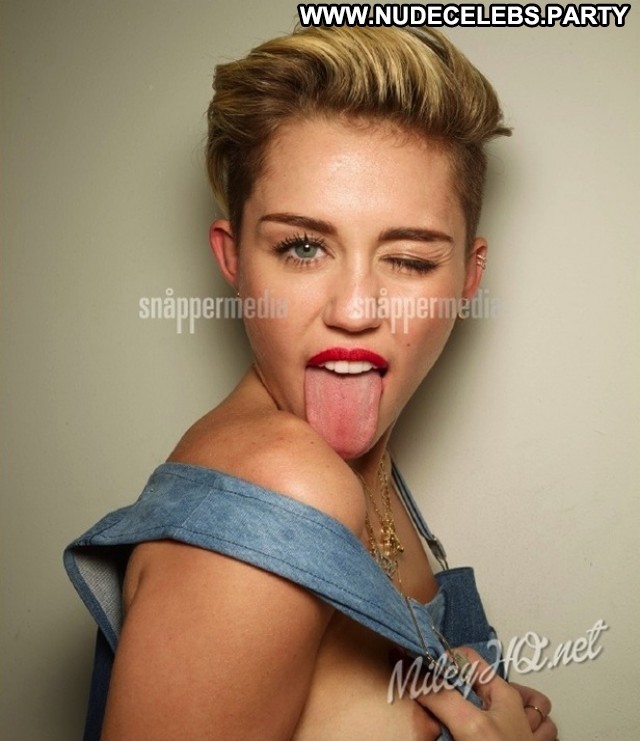 Miley Cyrus Photo Shoot Magazine Nude Beautiful Videos Celebrity