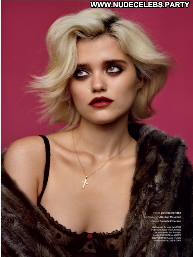 Sky Ferreira Photo Shoot Posing Hot Celebrity Stunning Uk Nude