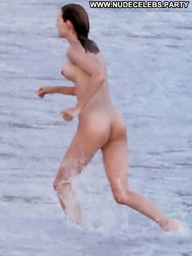 Uma Thurman Full Frontal Paparazzi Beach Full Frontal Celebrity Nude