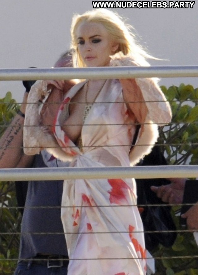 Lindsay Lohan Photo Shoot Gorgeous Candid Sexy Pretty Vagina