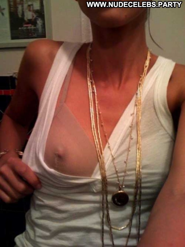 Jessica Alba Photo Shoot Gorgeous Celebrity Nude Sensual Leaked