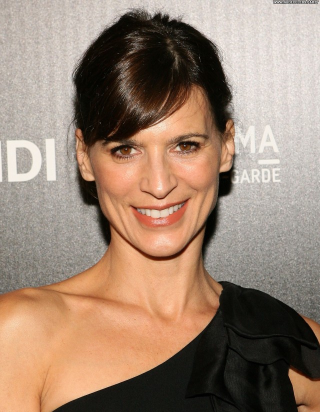 Perrey Reeves Los Angeles Pretty Celebrity Sensual Hot Nice Beautiful