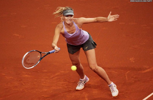 Maria Sharapova Up In The Air Gorgeous Pretty Tennis Sultry Celebrity
