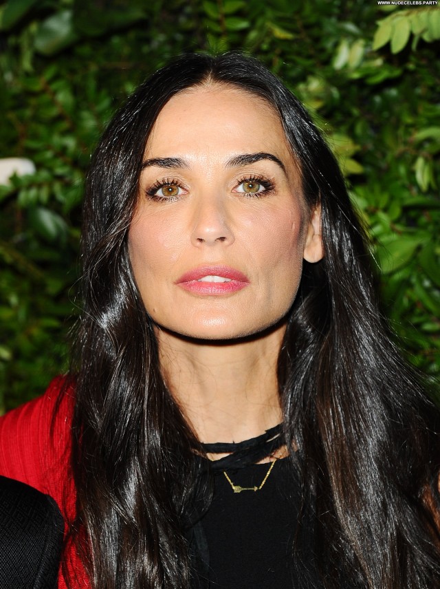 Demi Moore King Arthur Celebrity Stunning Pretty Posing Hot Sultry