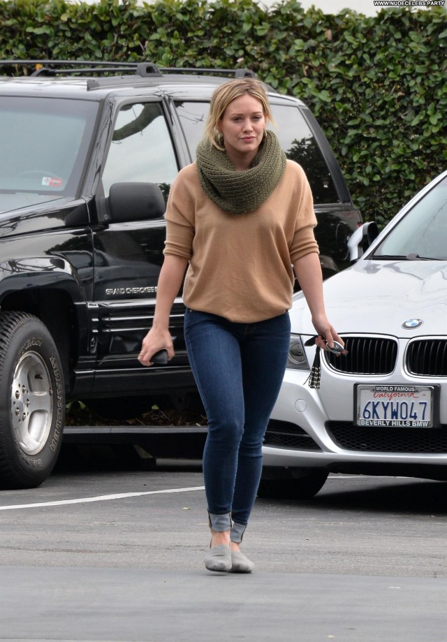 Hilary Duff Beverly Hills Pretty Stunning Celebrity Beautiful Posing