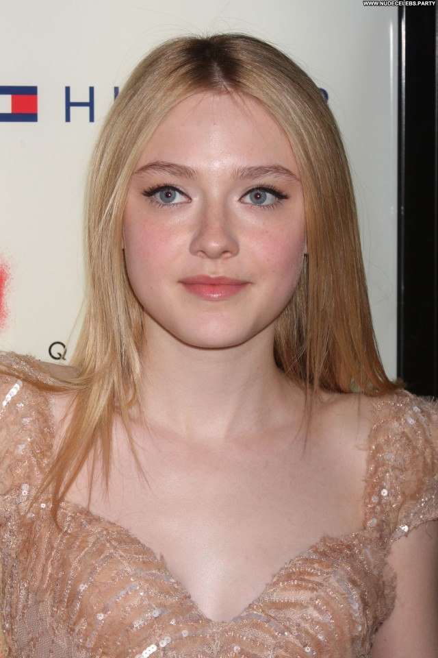 Dakota Fanning The Green Hornet Cute Sensual Nice Celebrity Beautiful