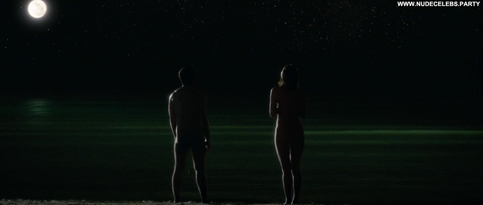 Zoe Kazan Sexy