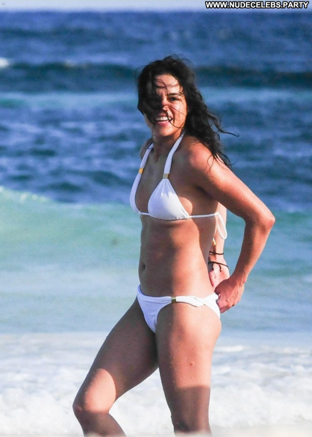 Michelle Rodriguez No Source Posing Hot Celebrity Babe Bikini