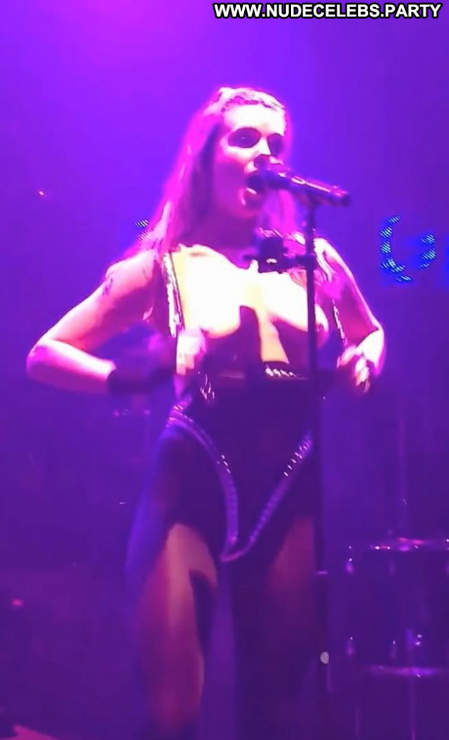 Tove Lo No Source Celebrity Posing Hot Babe Singer Swedish Tits