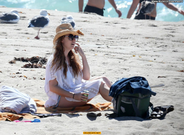 Amy Adams The Beach In Malibu  Beautiful Babe Celebrity Posing Hot