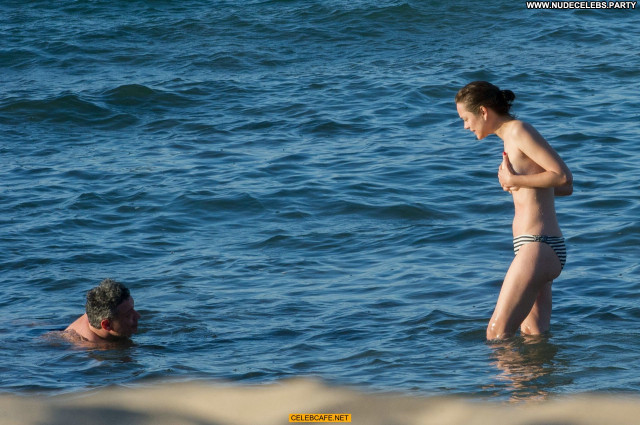 Marion Cotillard No Source Babe Beach Posing Hot Beautiful Toples