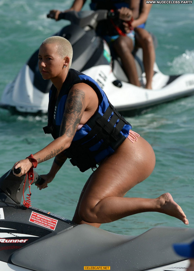 Amber Rose No Source Celebrity Beautiful Beach Babe Bikini Posing Hot