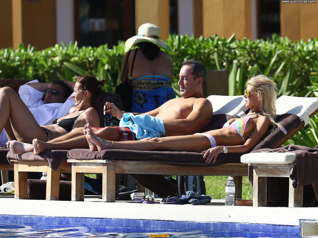 Tara Reid No Source Celebrity Beautiful Pool Posing Hot Hawaii Bikini