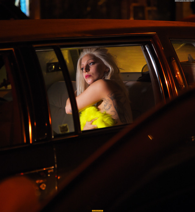Lady Gaga Babe Car Posing Hot Nude Celebrity Beautiful Gag