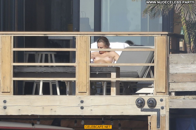 Cara Delevingne No Source Balcony Mali Topless Beautiful Malibu