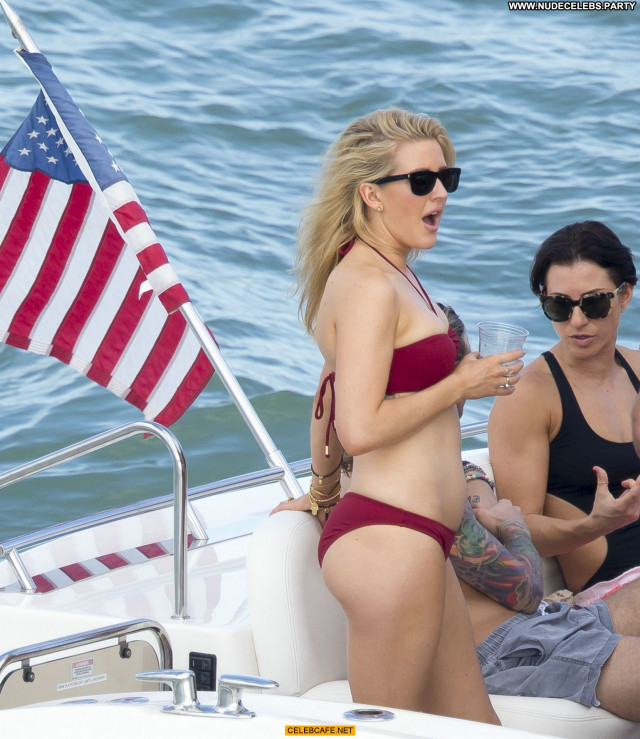 Ellie Goulding No Source Bikini Beautiful Yacht Babe Celebrity Posing