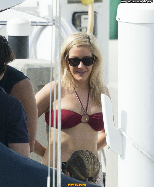 Ellie Goulding No Source Beautiful Bikini Celebrity Posing Hot Babe