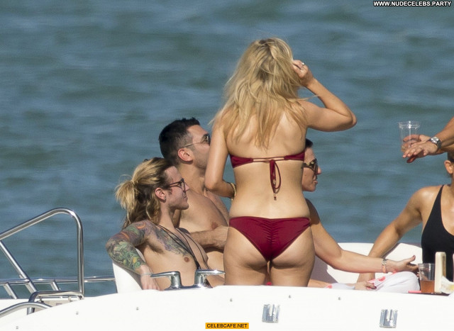 Ellie Goulding No Source Posing Hot Bikini Beautiful Yacht Celebrity