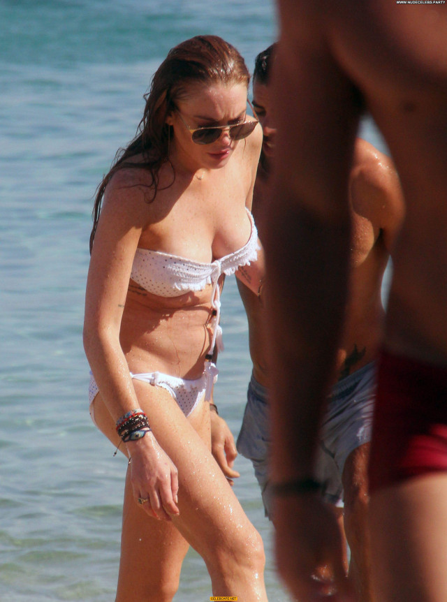 Lindsay Lohan The Beach Beautiful Bikini Posing Hot Babe Greece