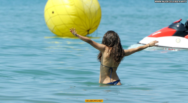 Laura Barriales No Source Beautiful Celebrity Bar Bikini Candids