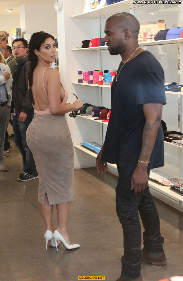 Kim Kardashian No Source Paris Babe Beautiful Celebrity Ass Posing Hot