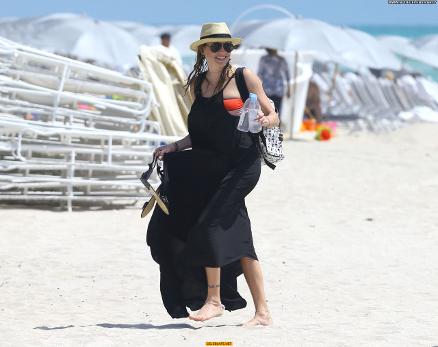 Katie Cassidy The Beach Celebrity Candids Beach Posing Hot Bikini