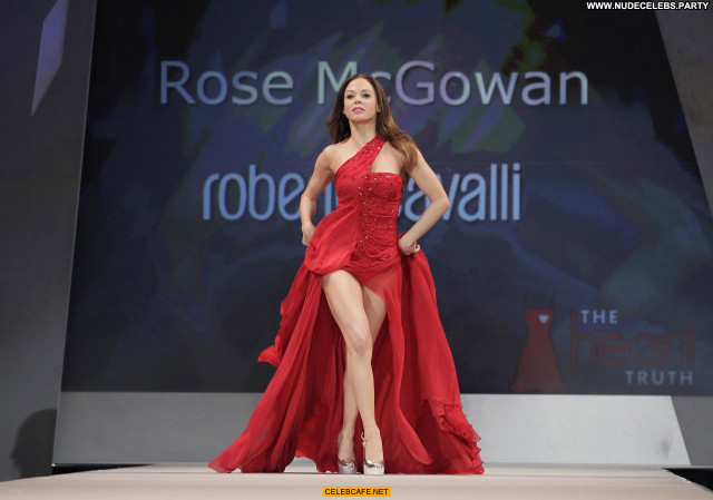 Rose Mcgowan Fashion Show Beautiful Upskirt Babe Celebrity Fashion
