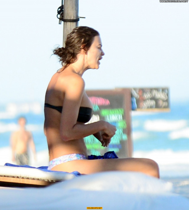 Irina Shayk No Source  Mexico Beautiful Celebrity Bikini Babe Posing