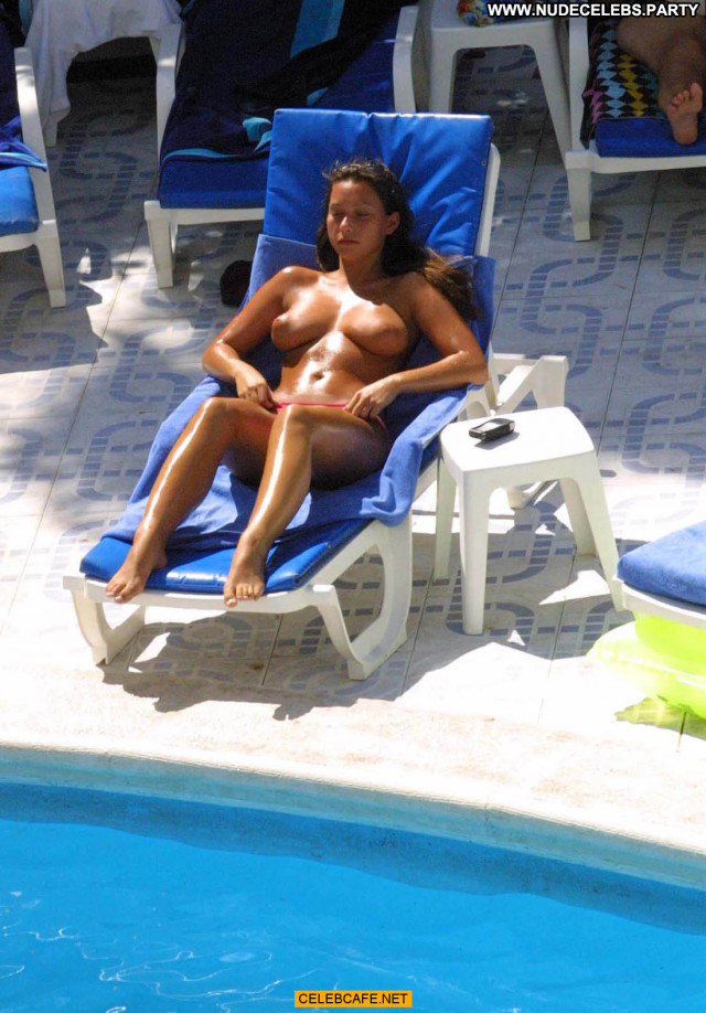 Lucinda Rhodes No Source Toples Topless Pants Celebrity Pool
