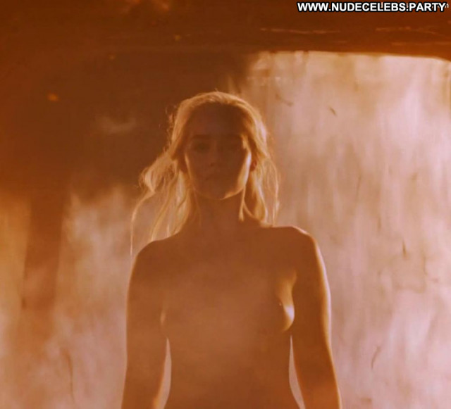 Emilia Clarke Game Of Thrones Old Fantasy Beautiful British Nude Big