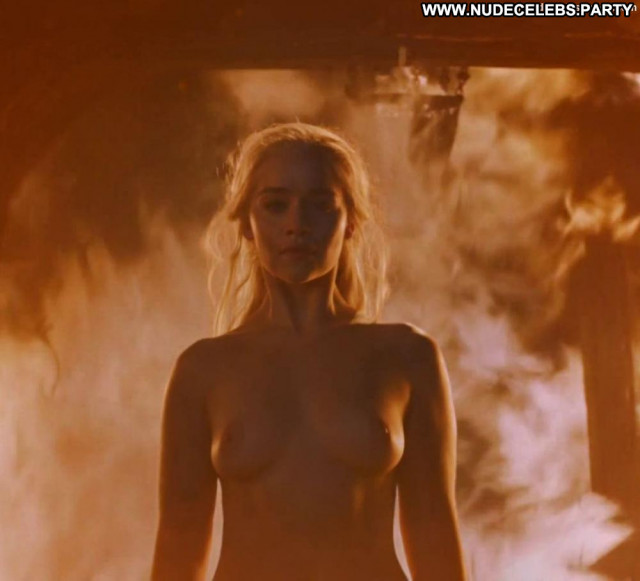 Emilia Clarke Game Of Thrones Breasts Tits Hot Babe Celebrity British