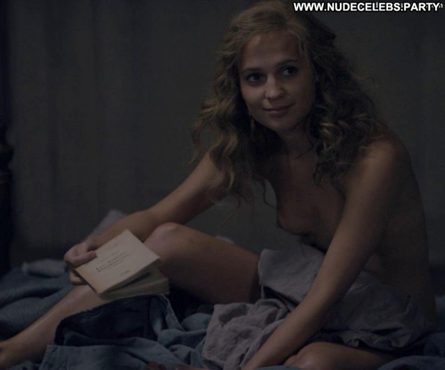 Alicia Vikander Ex Machina Big Tits Live Swedish Nice Bed Danish