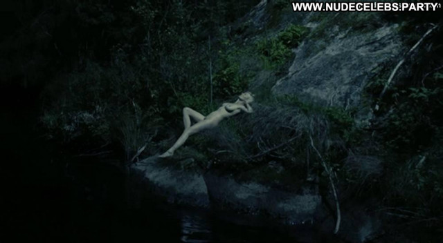 Kirsten Dunst Melancholia Trailer  Shower Nude Nude Scene Beautiful
