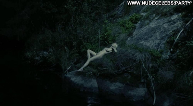 Kirsten Dunst Melancholia Trailer  Shower Nude Scene Nude Beautiful